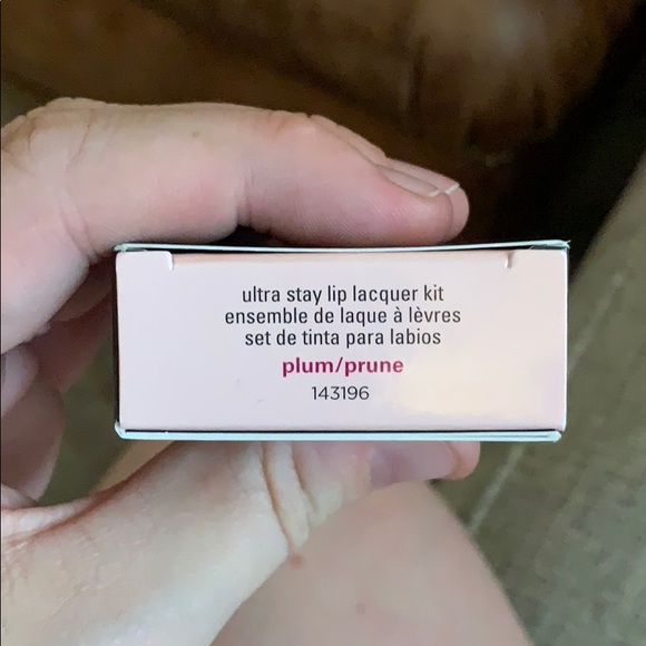 Mary Kay Lip Lacquer Kit Plum - Picture 3 of 4